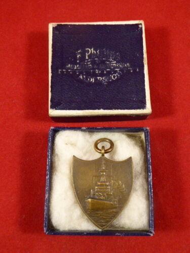 Royal Navy H.M.S. KENT (54) Bronze Prize Medallion for Billiards 1929 and Case