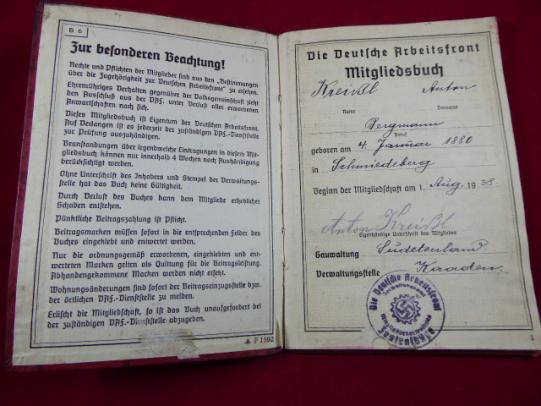 Original WW2 DAF (Deutsche Arbeitsfront) German Workers Syndicate Members ID Book to Anton Kreissl – 1940 to 1945