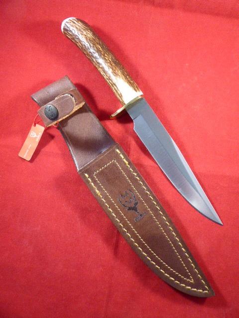 Mint MUELA Hunting Knife with Beautiful Stag Horn Handle and Leather Sheath