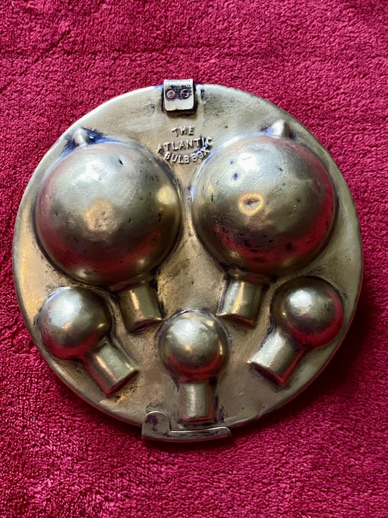 Antique Car Accessory - The Atlantic Bulb Box with Two Bulbs