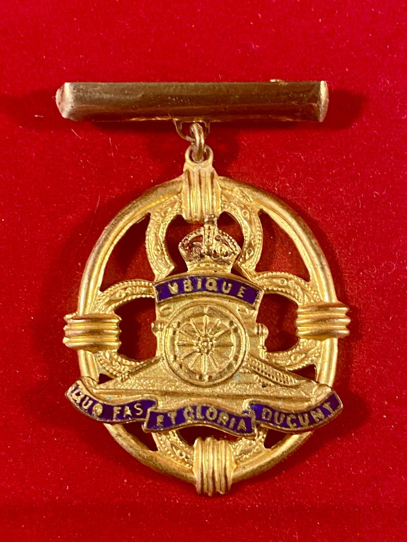 WW1 Royal Artillery Gilt Brass and Enamel Sweetheart Brooch - Gilt Oval Setting