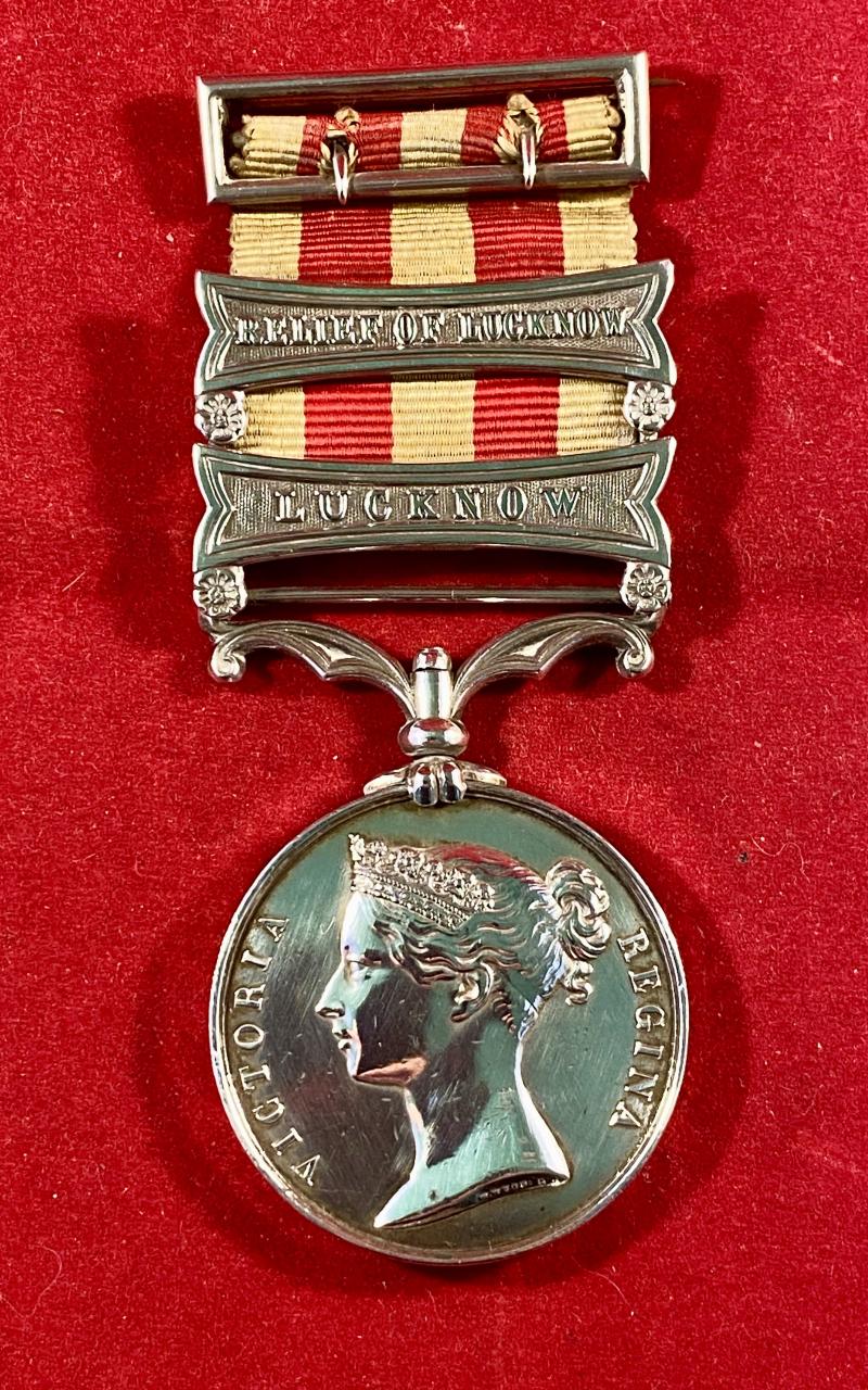 Indian Mutiny Medal 1857-59 with 2 Clasps - RELIEF OF LUCKNOW & LUCKNOW and Silver Mounting Buckle - Awarded to Lieutenant John Hunter - 78th Highlanders