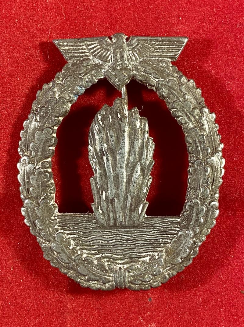 WW2 German Kriegsmarine Minesweeper Badge