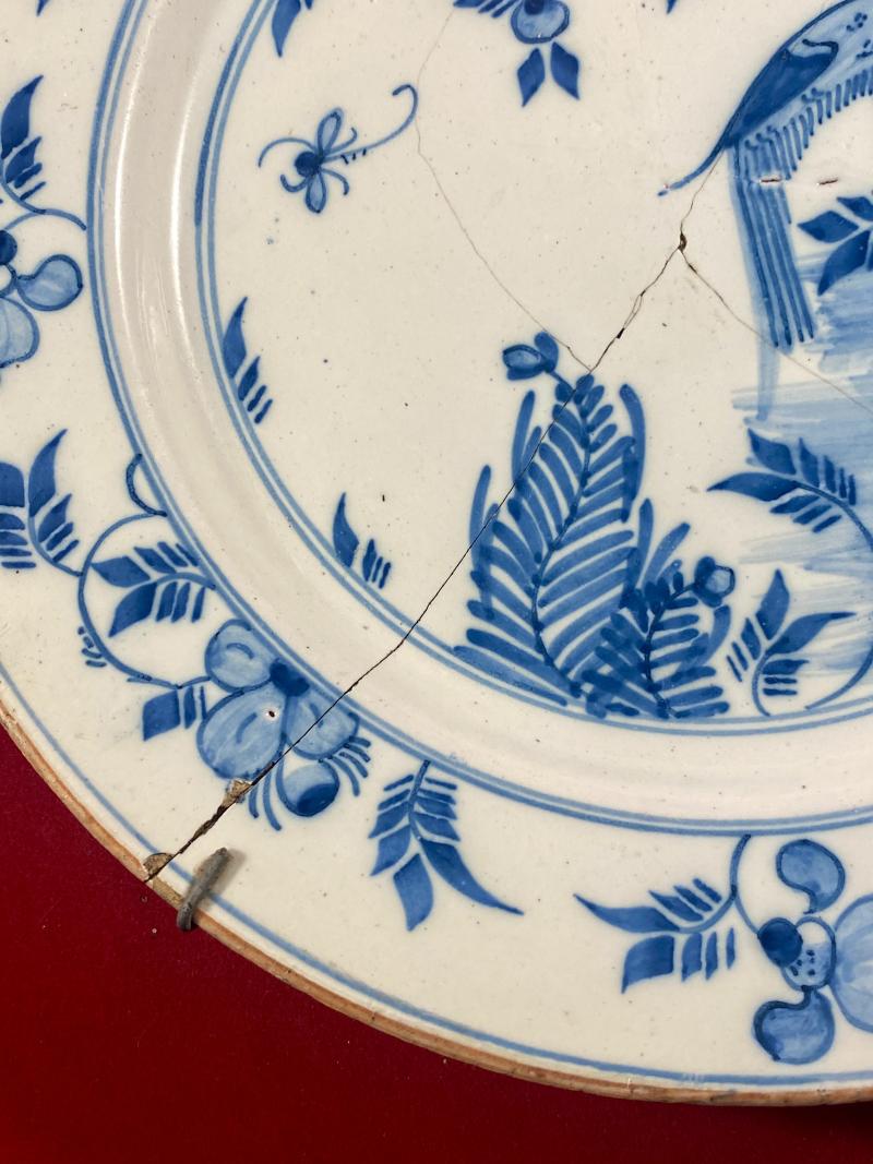 Antique Mid 18th Century 'Chinoiserie' Delftware Plate Depicting a Bird and Flowers c1750