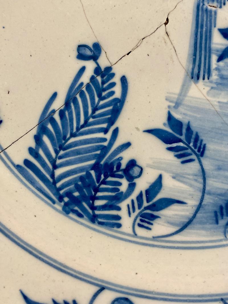 Antique Mid 18th Century 'Chinoiserie' Delftware Plate Depicting a Bird and Flowers c1750