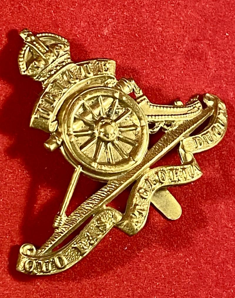 Original British Army WW1 period Royal Artillery Brass Cap Badge