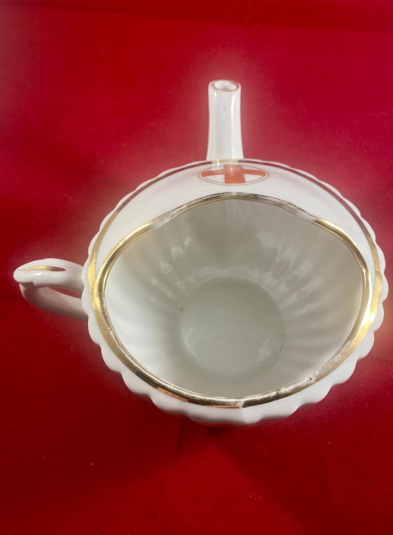 Unusual WW1 Period White China Ribbed Feeding Cup with Red Cross Society Emblem and Gilt Edging