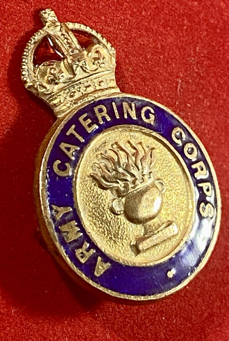 WW2 Army Catering Corps Gilt Brass and Enamel Sweetheart Brooch