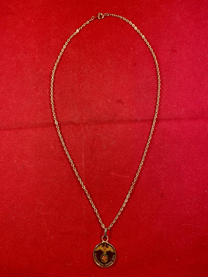 Rare Hand Coloured Enamel Nazi 1938 1 Pfennig Coin Pendant with Chain