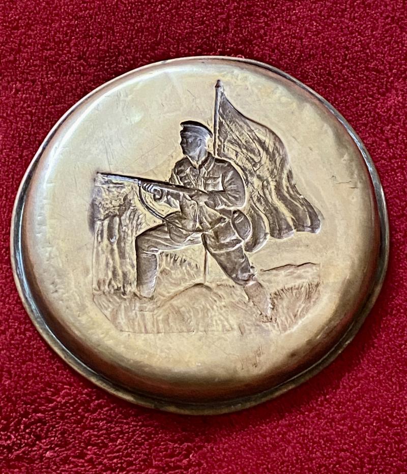 WW1 Patriotic Brass Pin or Coin Tray Depicting a Soldier with Rifle and a Flag
