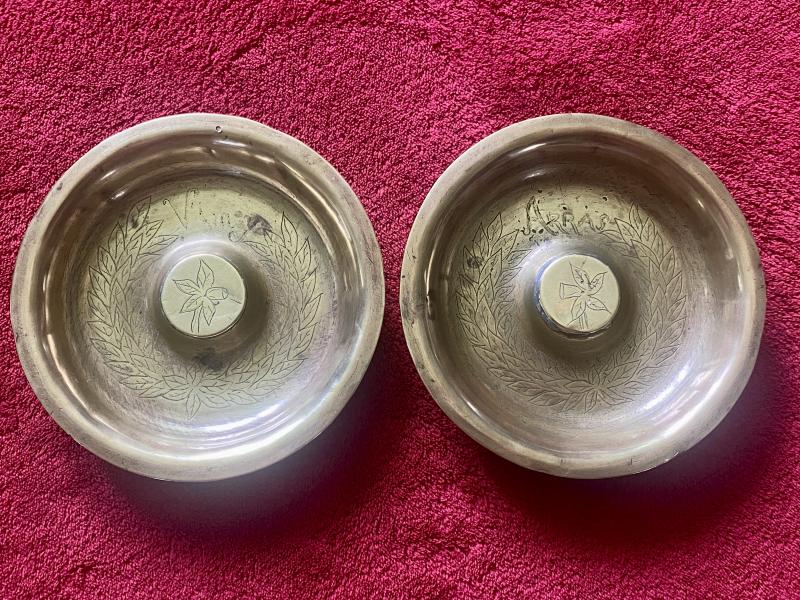 Pair of WW1 Trench Art British 4.5” Howitzer Brass Shell Case Bases Engraved with Daffodils and the Famous Battles of ARRAS and VIMY