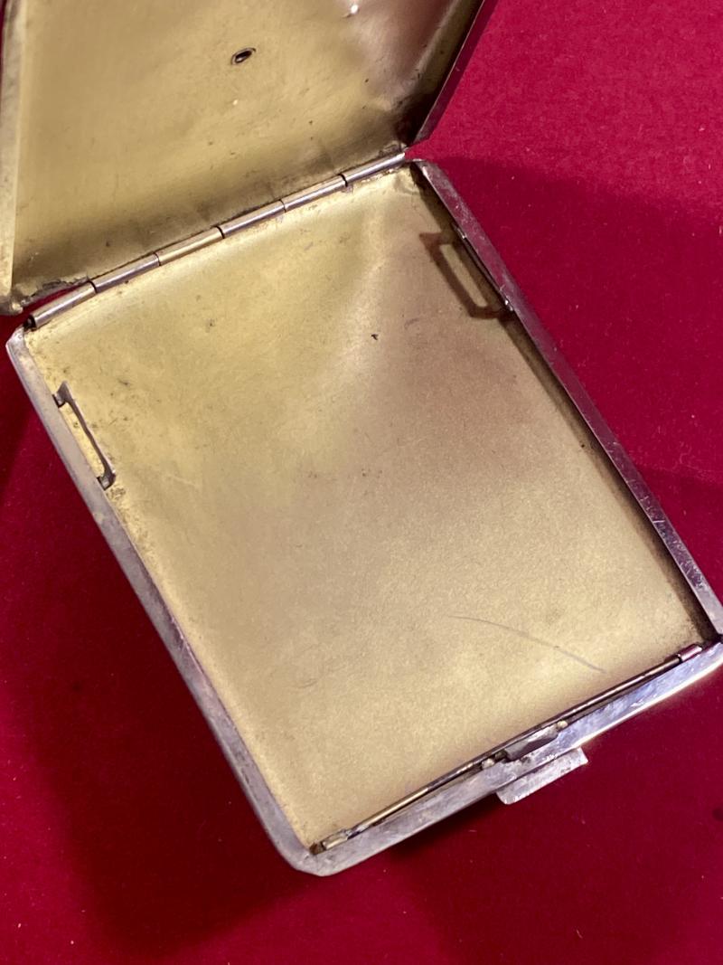WW2 German Cigarette Case fitted with a WW2 Deutsches Jungvolk DJ Membership Badge
