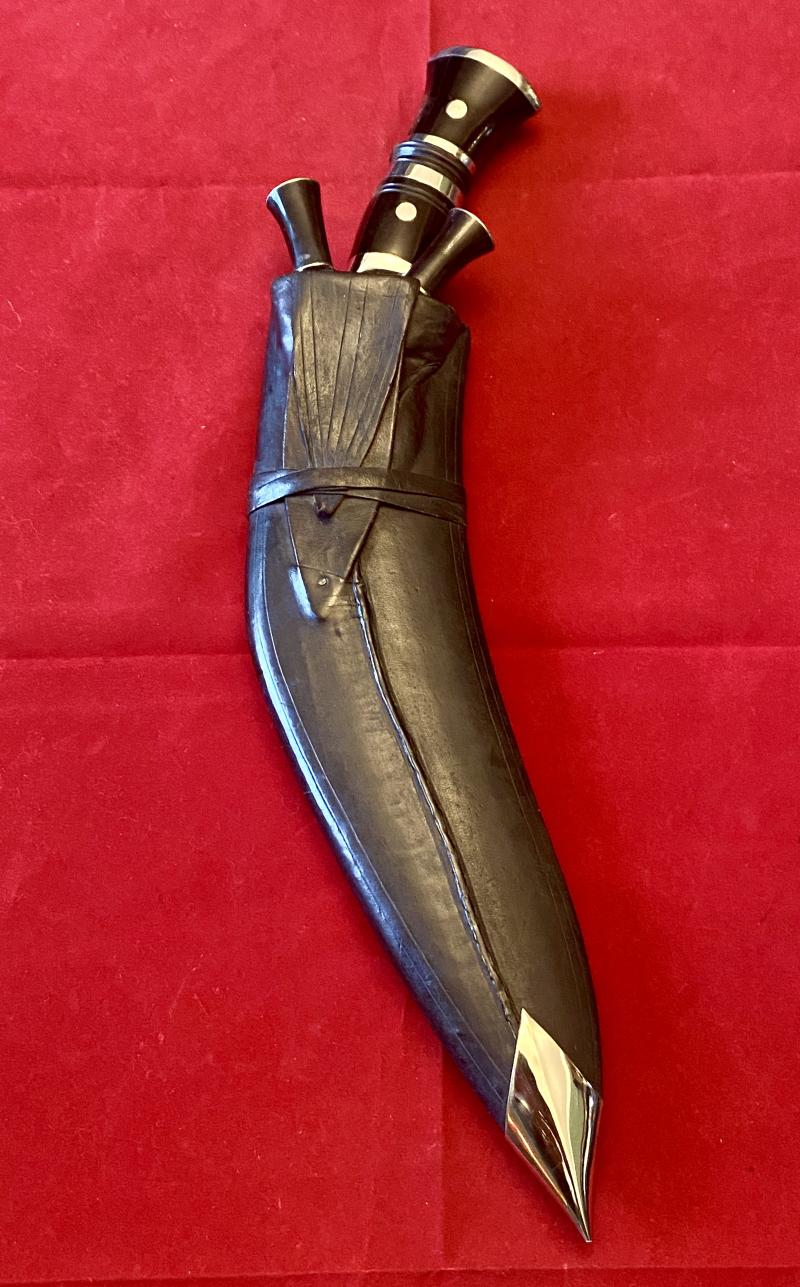 Vintage Chrome Plated Kukri with Horn Grip Black Leather Scabbard and Two Karda Knives