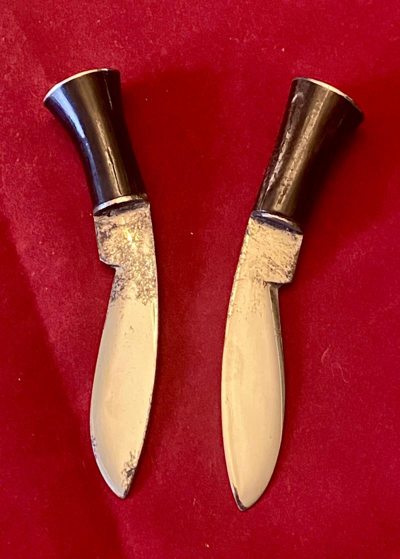 Vintage Chrome Plated Kukri with Horn Grip Black Leather Scabbard and Two Karda Knives