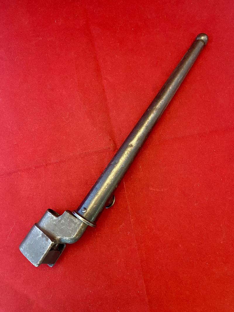 WW2 British Army No.4 Mk. II Spike Bayonet by the Savage Stevens Co. USA with a Metal Scabbard