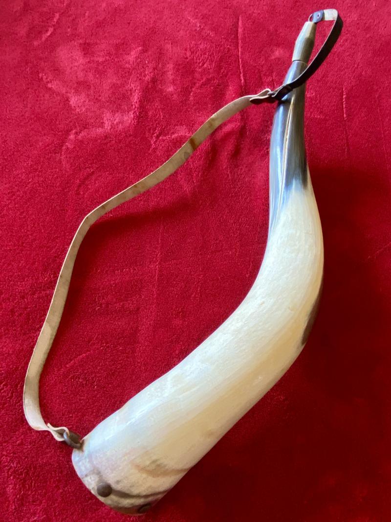 Large 20” Curved Cattle Horn Powder Flask with Carrying Strap and Horn Stopper