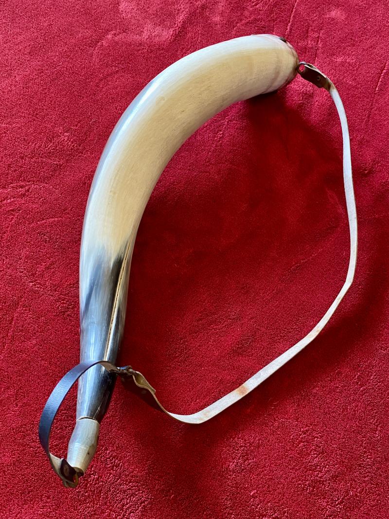 Large 20” Curved Cattle Horn Powder Flask with Carrying Strap and Horn Stopper