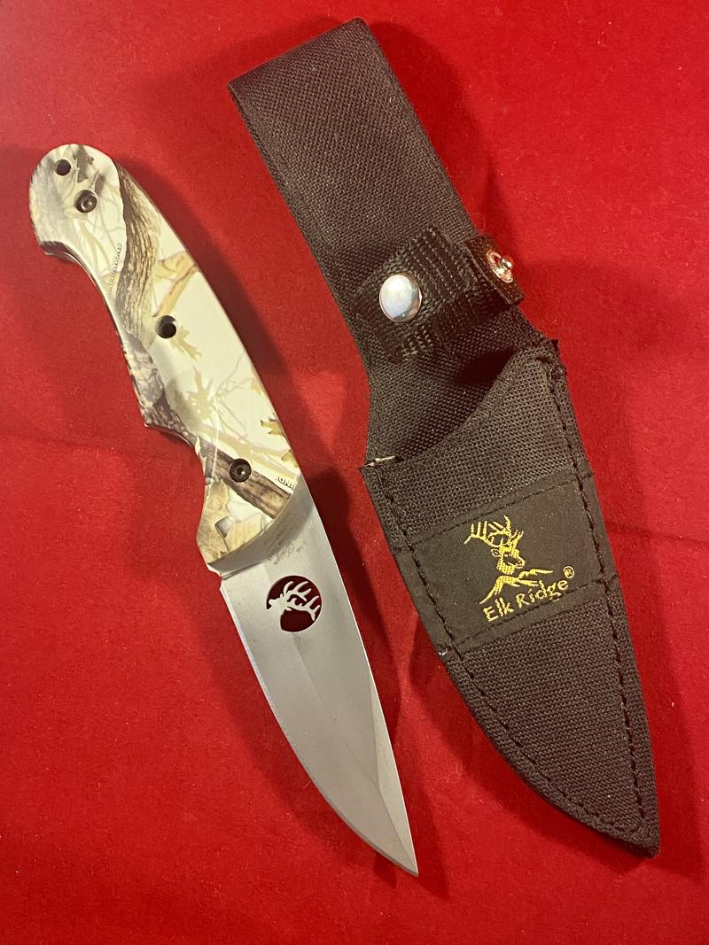 Fixed Blade Hunting Knife with 4” Blade and Camo Grip by Elk Ridge Model ER-046