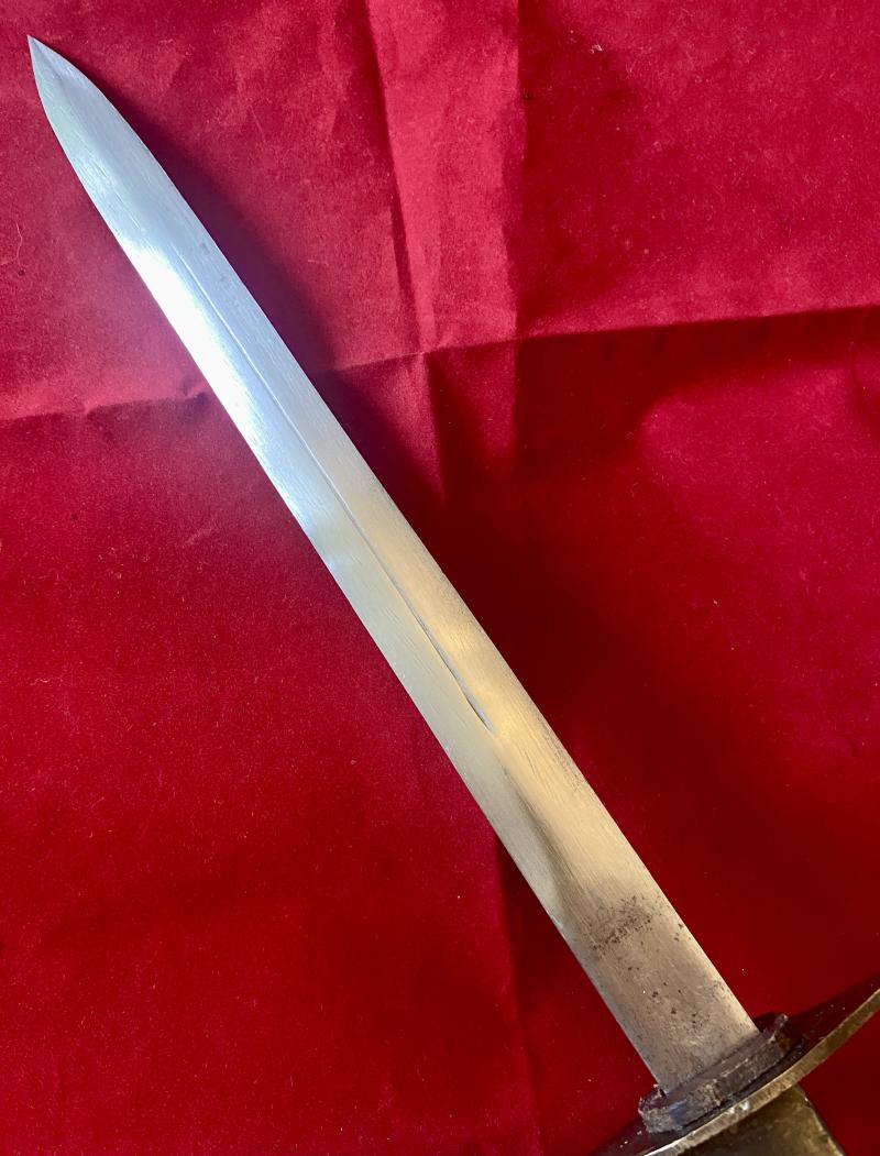 Fantasy U.S. WW1 Knuckle Guard 1918 Trench Knife with 12.4” Blade and Black Painted Steel Scabbard