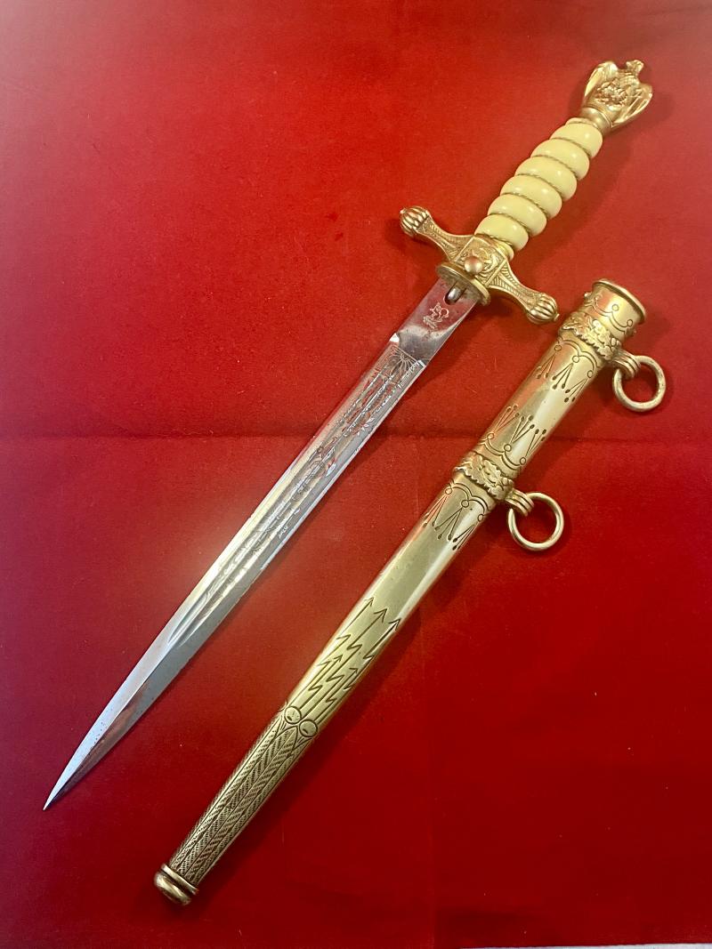 Fine WW2 German Navy Officers Kriegsmarine Dagger by Carl Eickhorn with Etched Blade c1941