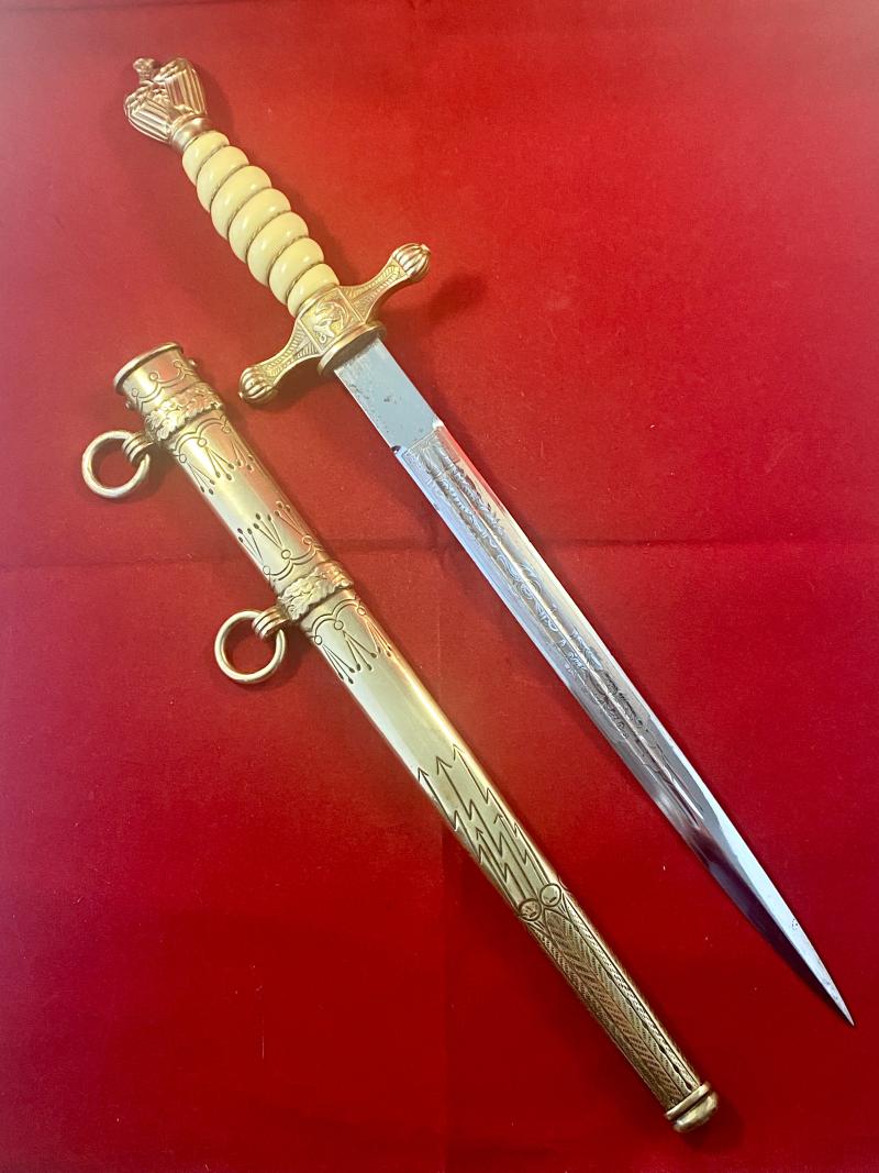 Fine WW2 German Navy Officers Kriegsmarine Dagger by Carl Eickhorn with Etched Blade c1941