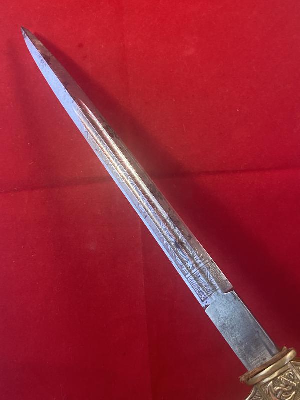 Scarce WW2 German Navy Officers Kriegsmarine Dagger by PUMA with Etched Blade