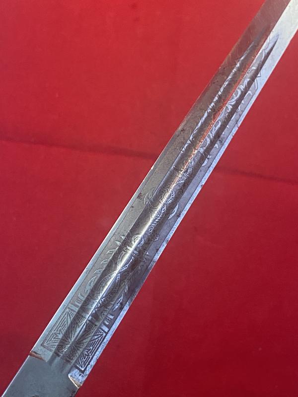 Scarce WW2 German Navy Officers Kriegsmarine Dagger by PUMA with Etched Blade