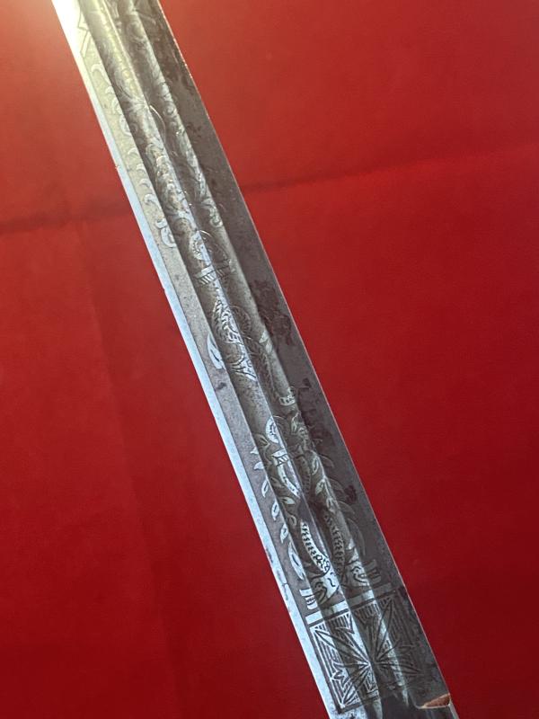 Scarce WW2 German Navy Officers Kriegsmarine Dagger by PUMA with Etched Blade