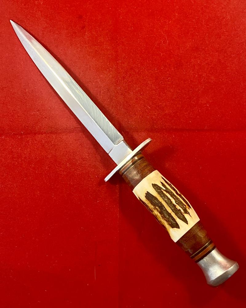 Mint Vintage Commando Style Knife by William Rodgers “I CUT MY WAY” with Stag Horn Grip and Leather Sheath c1960