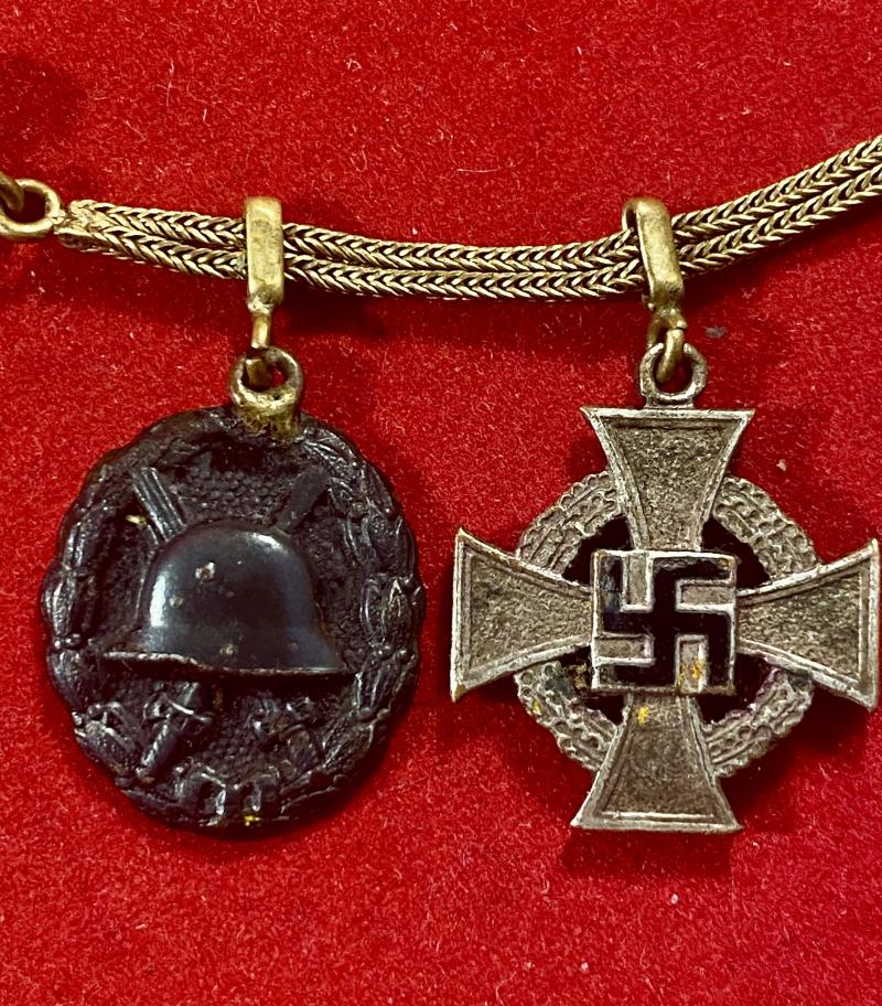 Impressive German Gentleman’s Miniature Medal Chain “Frackkette” with Four Medals