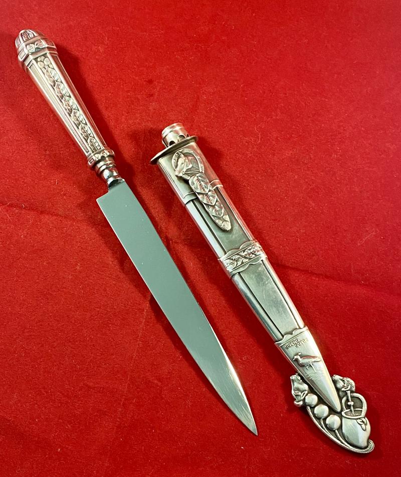 Near Mint Vintage South American Gaucho Cowboy Knife with 6” INOX Blade and Silver Fittings by QUERO-QUERO