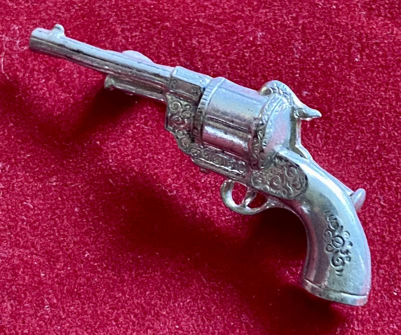 Vintage White Metal Revolver Brooch