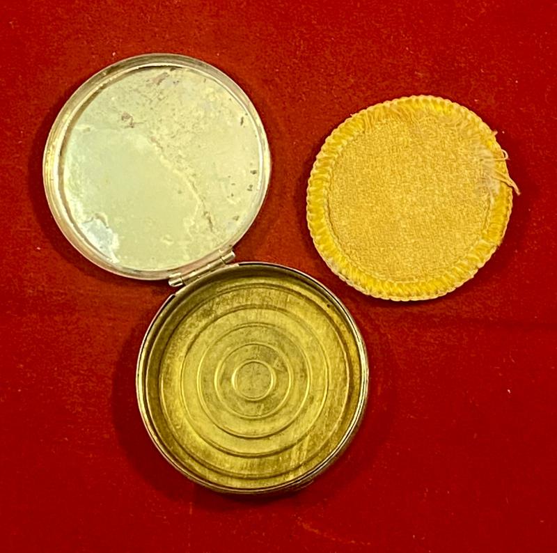 Vintage HMS VALIANT Hallmarked Silver Small Powder Compact by E. Edmonds 1930