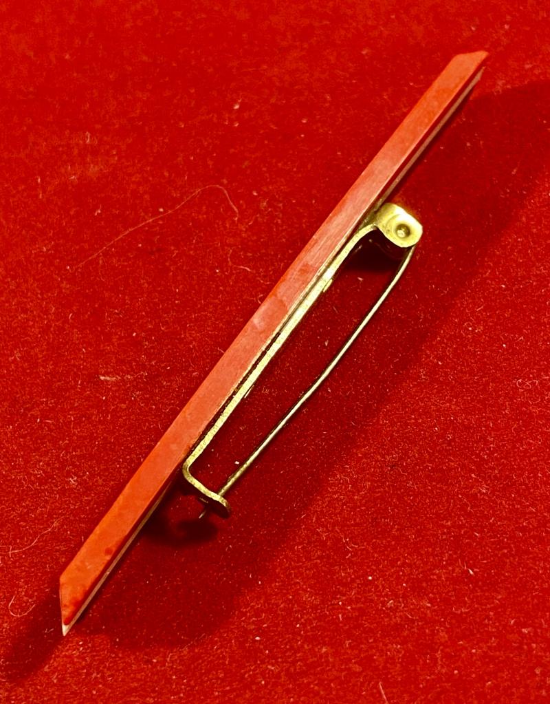 Unusual WW2 Laminated Celluloid Tricoloured Patriotic Bar Brooch c1940