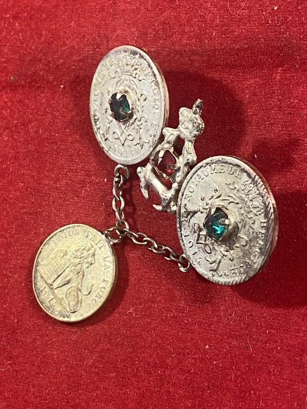 WW1 Belgium Trench Art Sweetheart 1914 Coin Brooch with green and Red Paste Stones