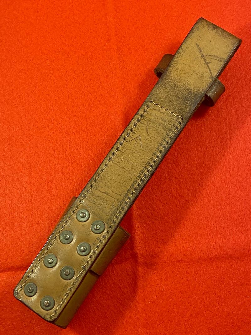 Fine British WW2 P39 Home Guard Brown Leather Bayonet Frog by CS(W) Ltd dated 1940