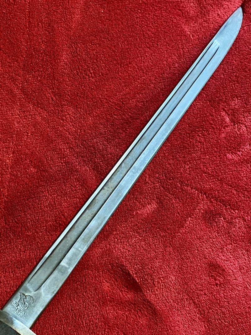 WW1 US Remington M1917 Bayonet dated 1917 with Maxim Green Leather Scabbard by Jewell 1918