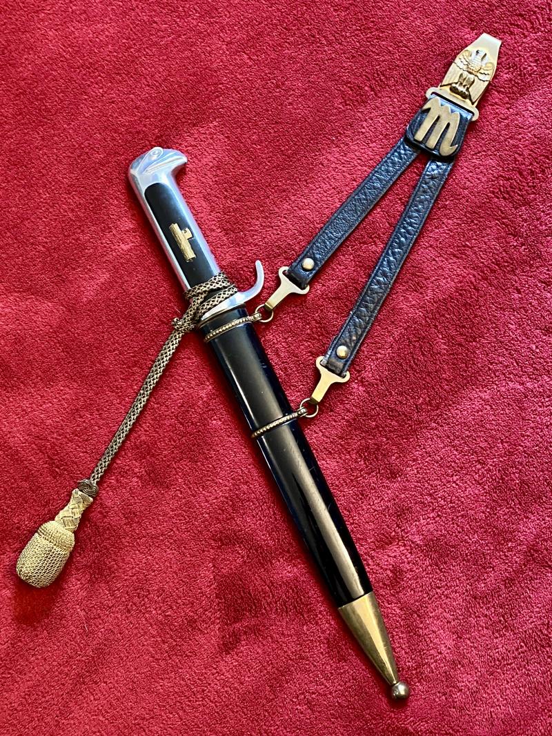 WW2 MVSN Fascist Senior Italian Officer's Dagger with rare Leather Hanger and Portepee