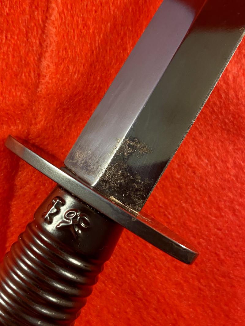 Presentation 3rd Pattern FS Fighting Knife to Sgt Andrew Melville of the SAS on being Awarded the Military Medal c1991