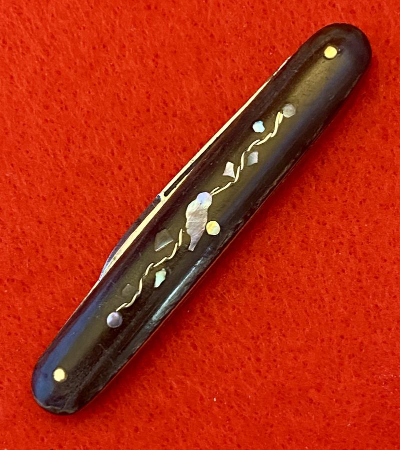Fine Double-Bladed Penknife with Horn Grip Inset with Silver and Mother of Pearl